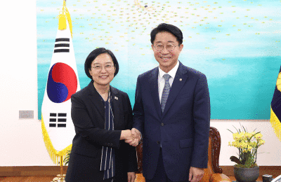 한성숙 총리가 국회로 달려간 이유 — 1,350조원 '3대 메가' 속도전이 시작됐어